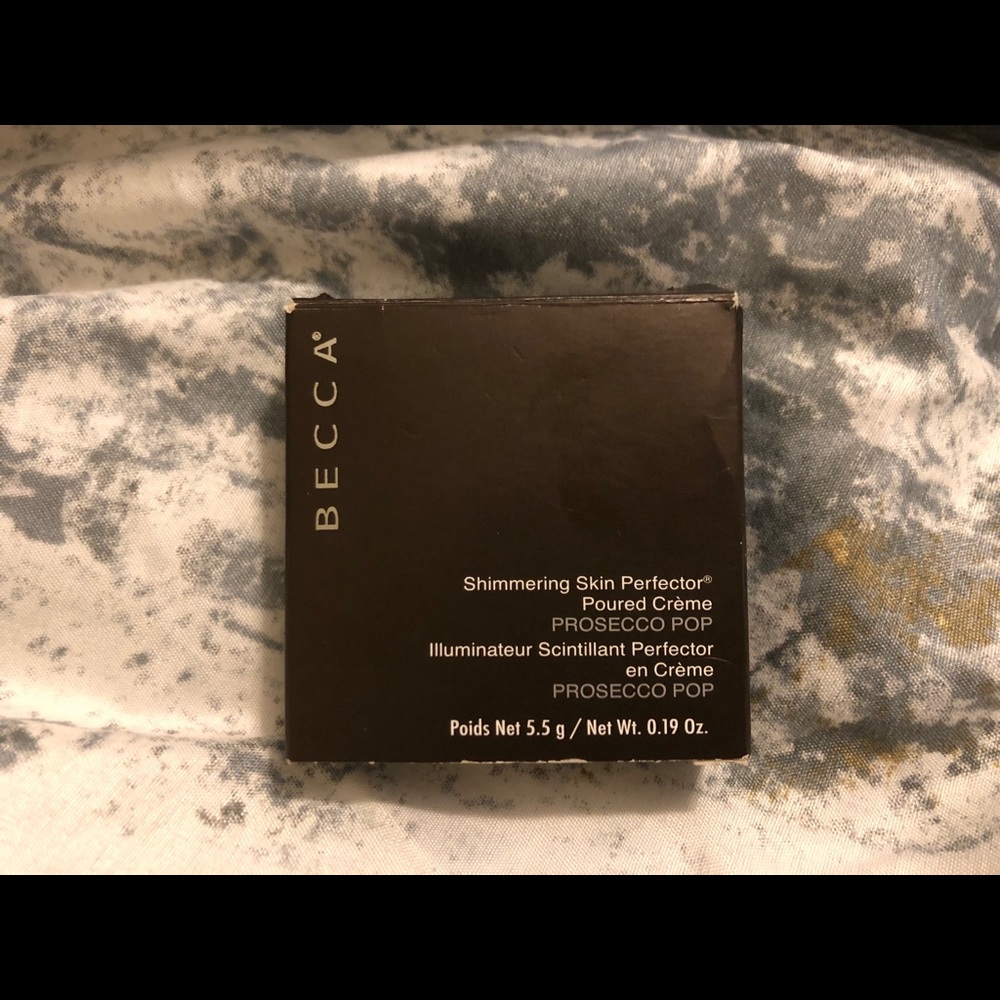 Becca Shimmering Skin Perfector